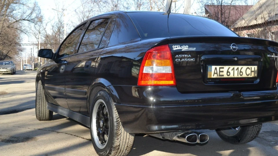 Opel Astra 2