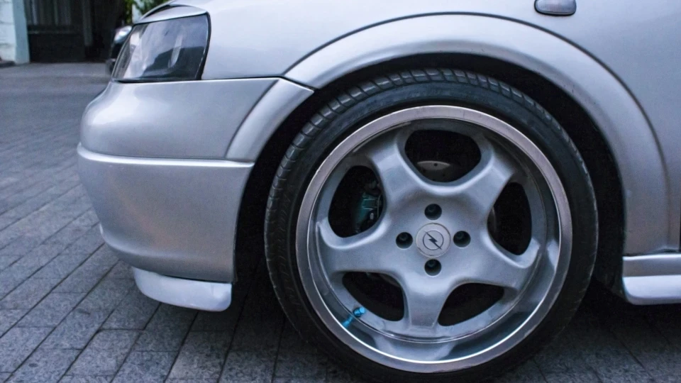 Opel Astra 2