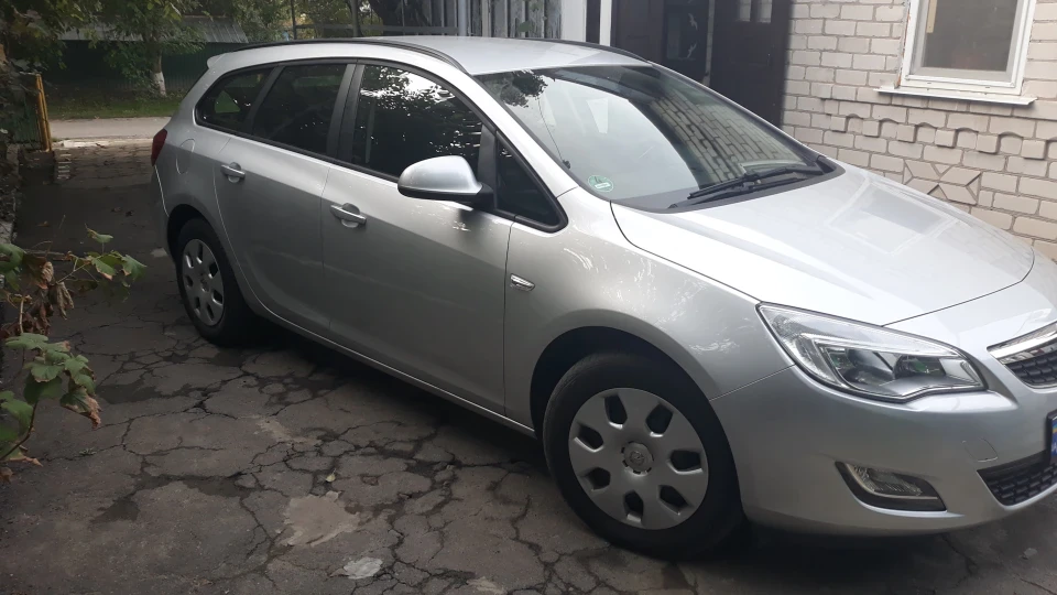 Opel Astra 2
