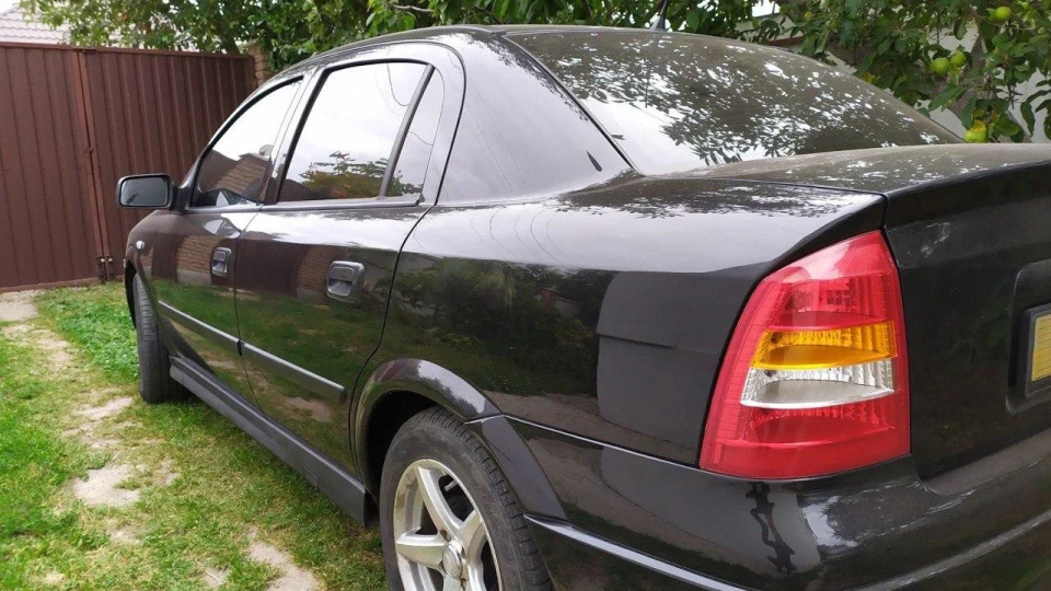 Opel Astra 2