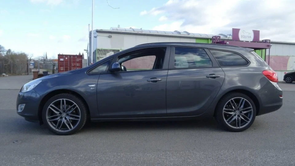 Opel Astra 2