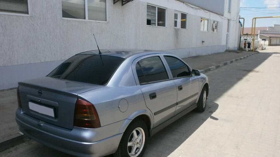 Opel Astra 4