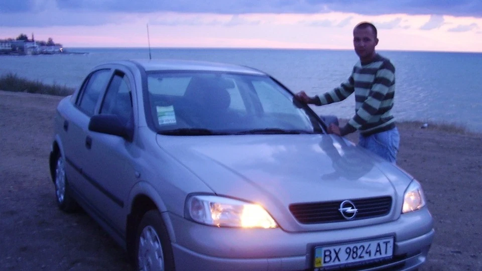 Opel Astra 2