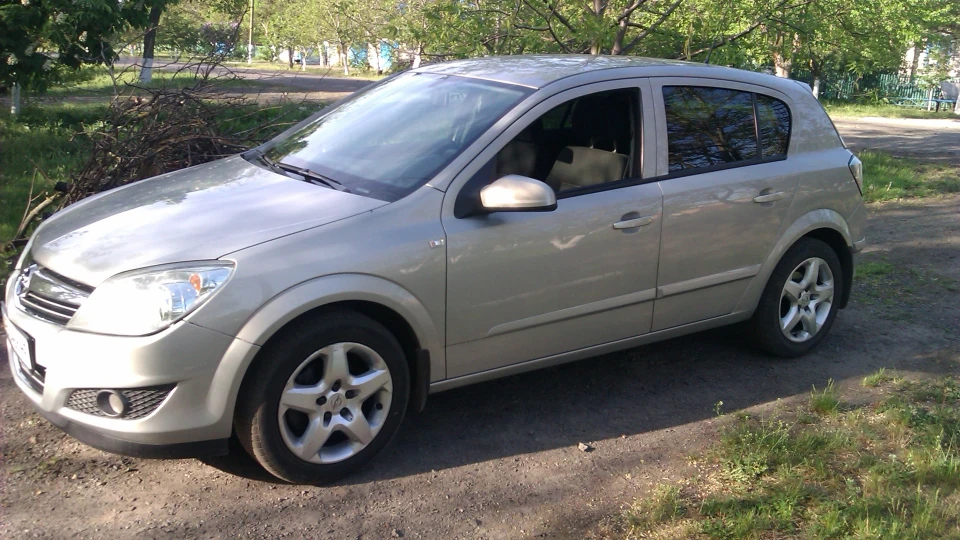 Opel Astra 2