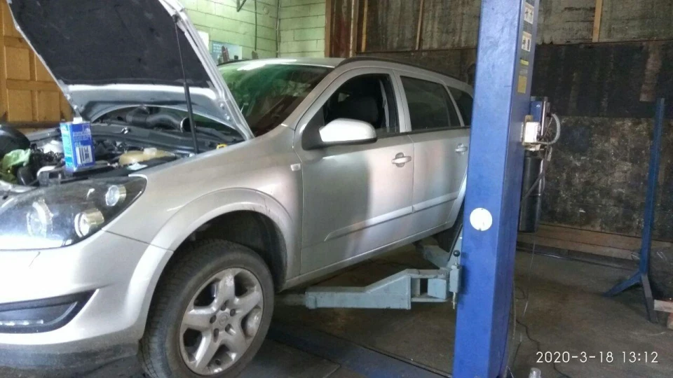 Opel Astra 2