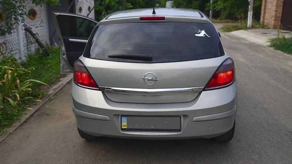 Opel Astra 4