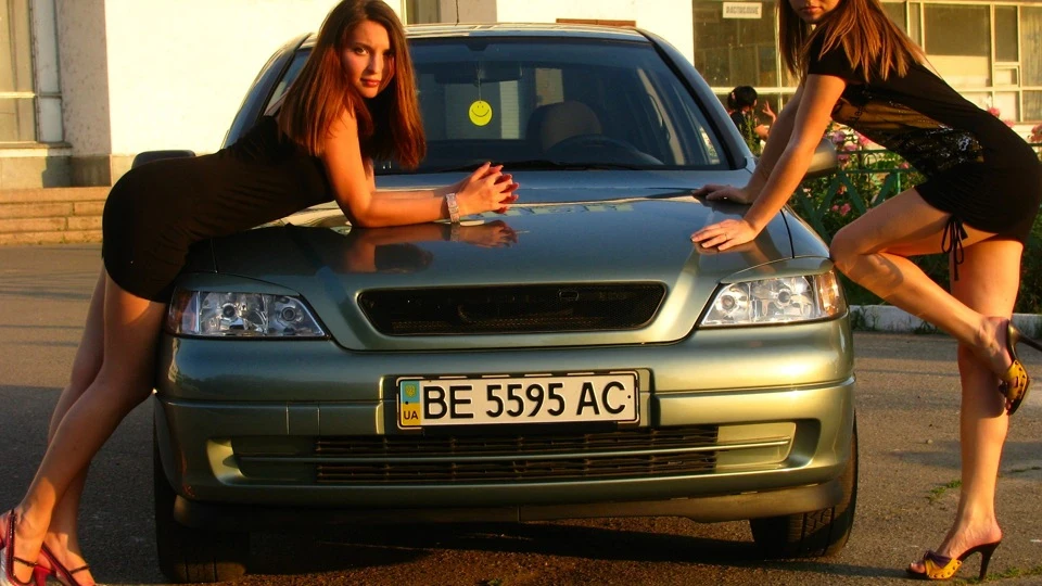 Opel Astra 2