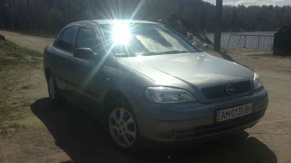 Opel Astra 2