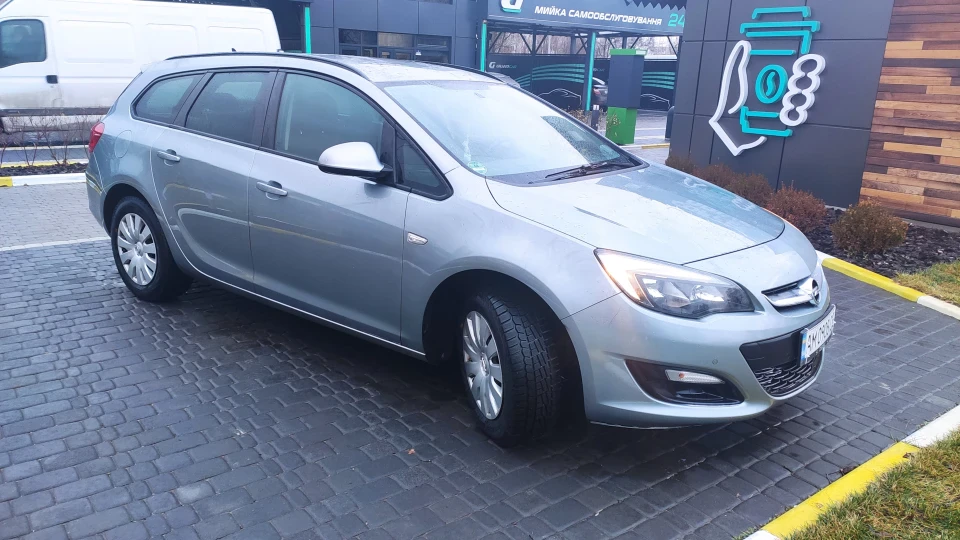 Opel Astra 2