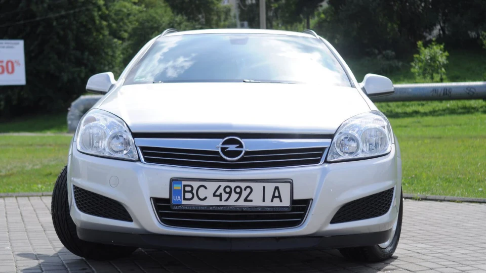 Opel Astra 2