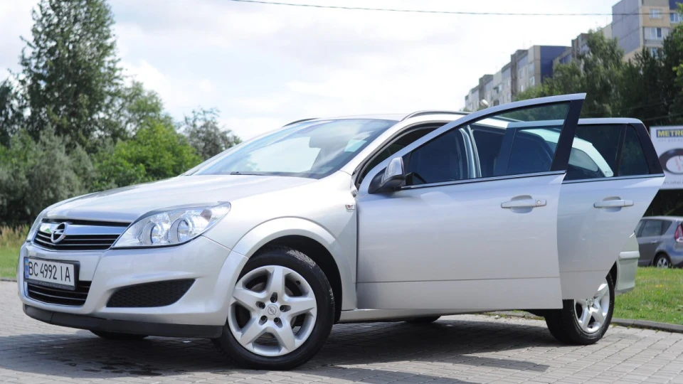 Opel Astra 5