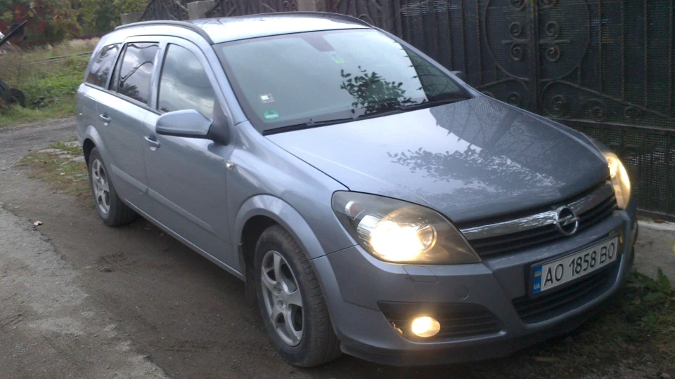 Opel Astra 1.3 cdti 4