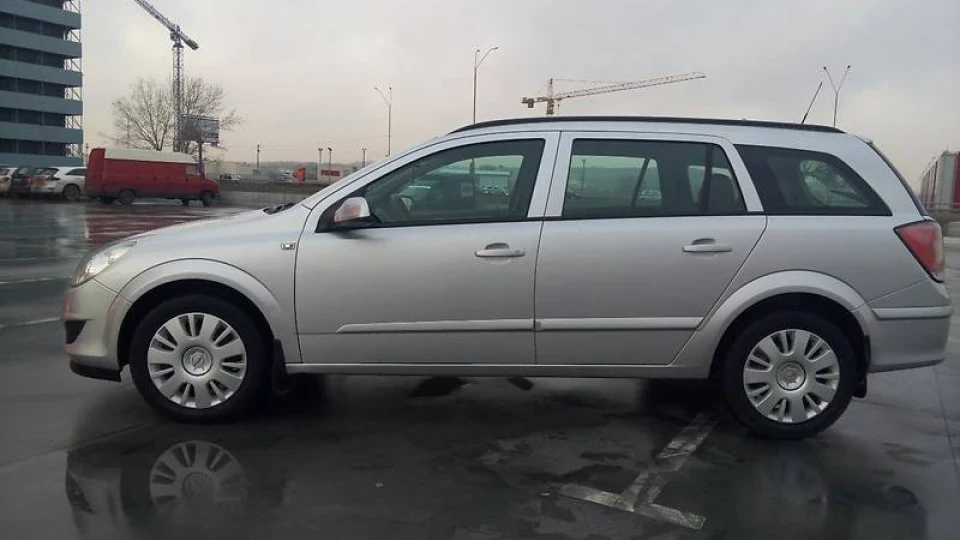 Opel Astra 1.3 CDTI 3