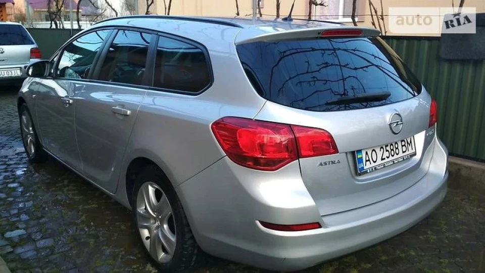Opel Astra 1.3 Turbo Ecco 4
