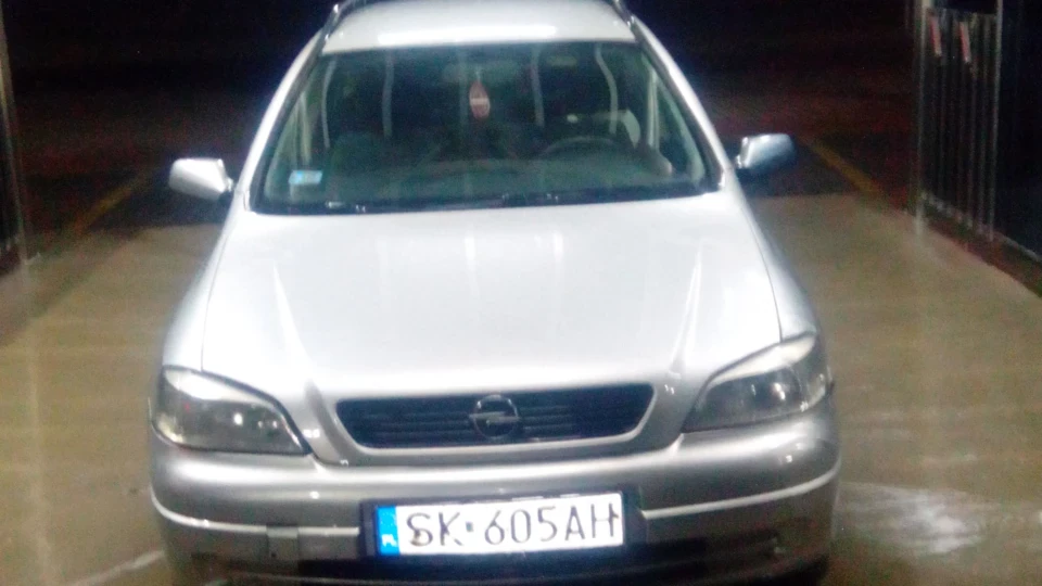 Opel Astra 1.4 16v 5