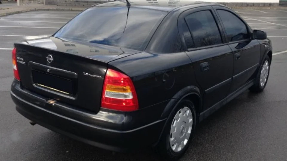 Opel Astra 1.4 90 hp