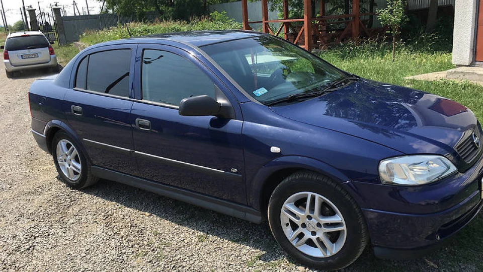 Opel Astra 1.4 TWINPORT 4
