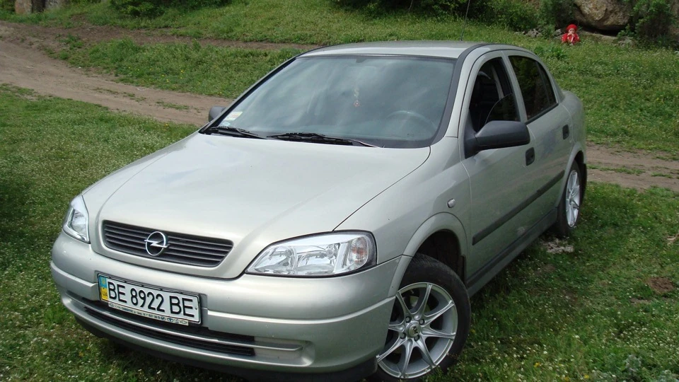 Opel Astra 1.4 twinport 2
