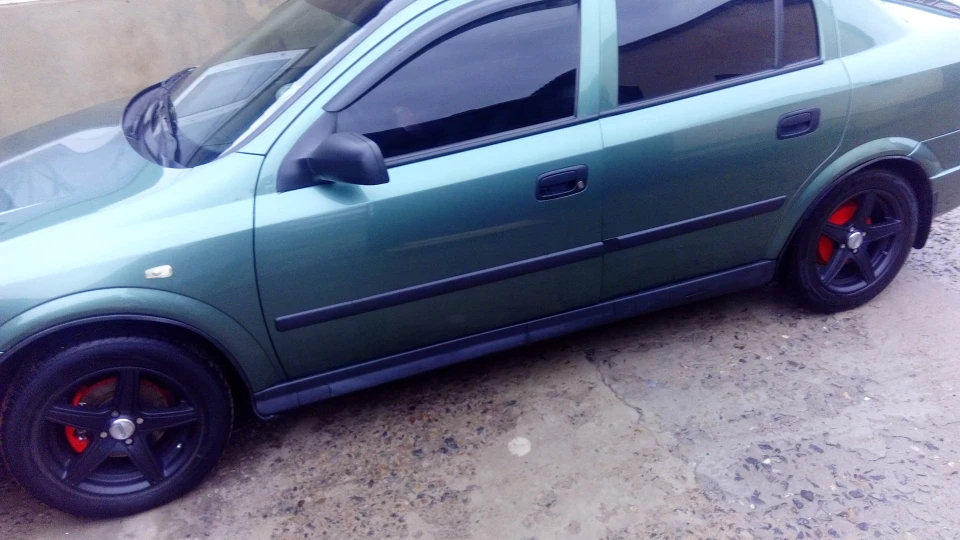 Opel Astra 1.4 3