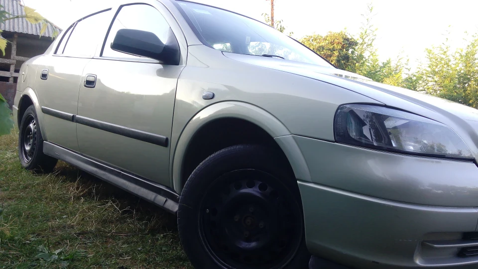 Opel Astra 1.4 5