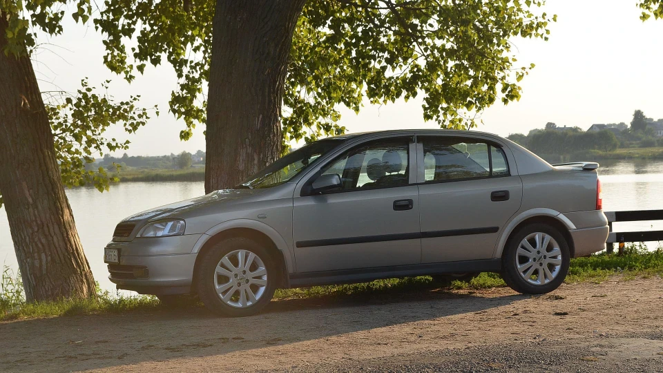 Opel Astra 1400cm3 3