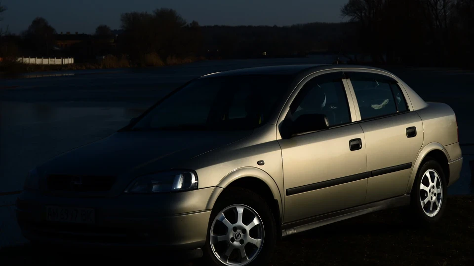 Opel Astra 1400cm3 5