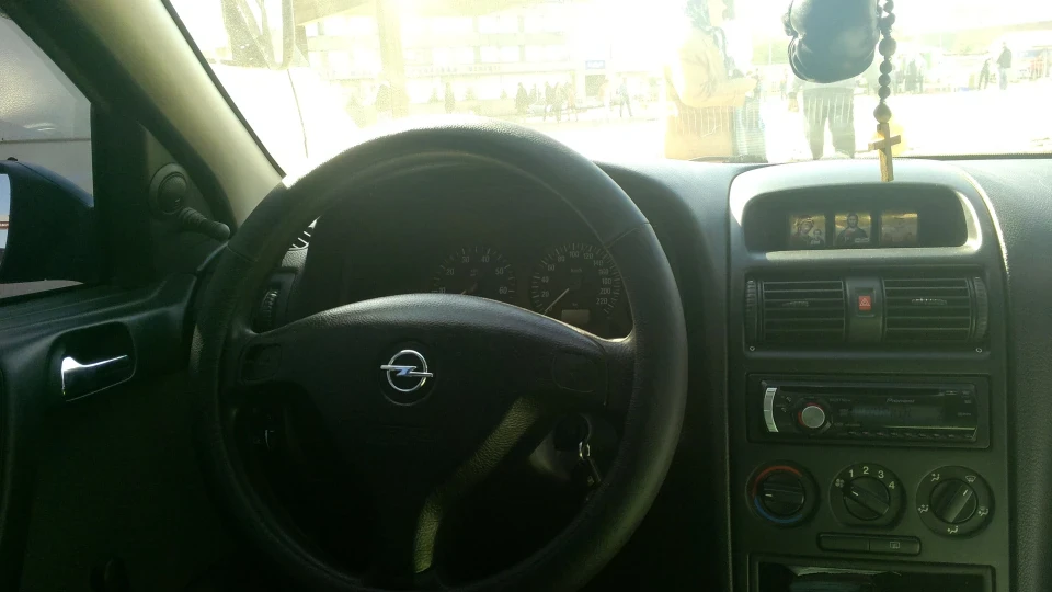 Opel Astra [1506] 4