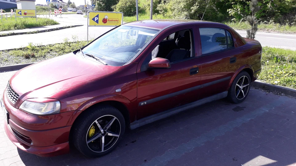 Opel Astra 1.6 16v 101 л.с. 2