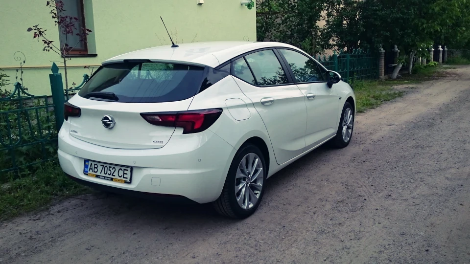 Opel Astra 1.6 CDTI 3