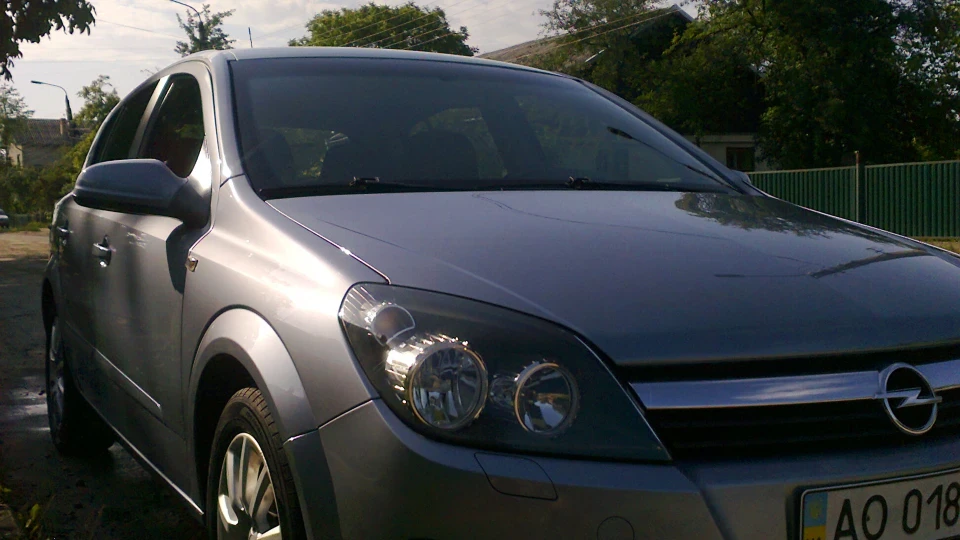 Opel Astra 1.6 Easytronic 3