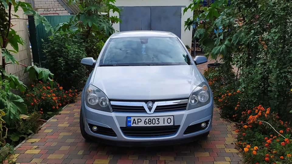 Opel Astra 1.6 робот 2