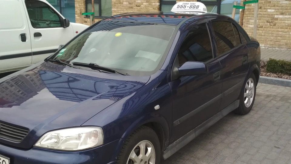 Opel Astra 1.6 z16se 3