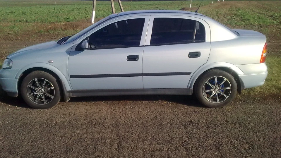 Opel Astra 1,6