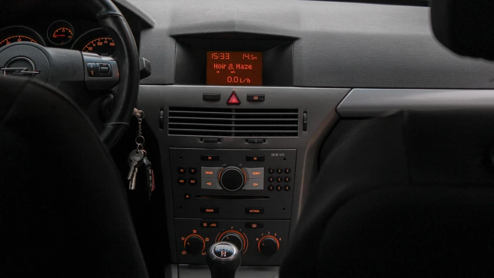 Opel Astra 1.6 4