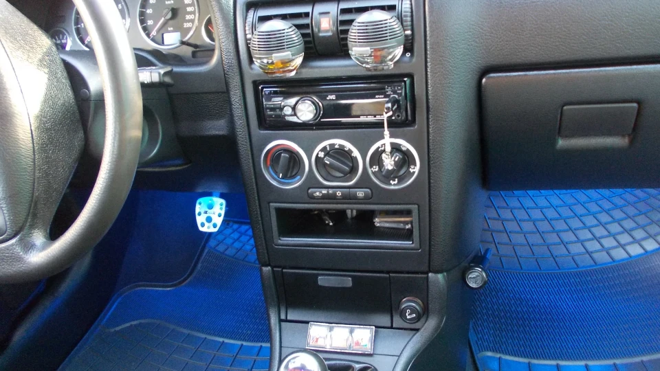 Opel Astra 1.6