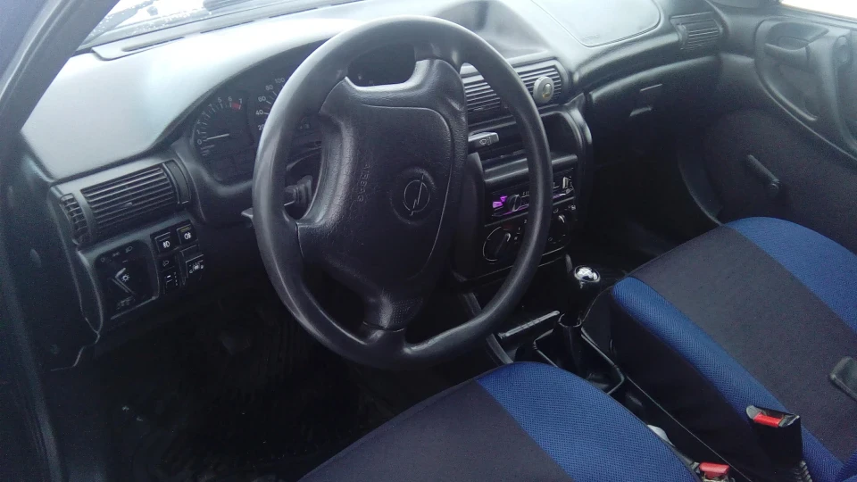 Opel Astra 1.6i 16v КІТ У МІШЦІ 5