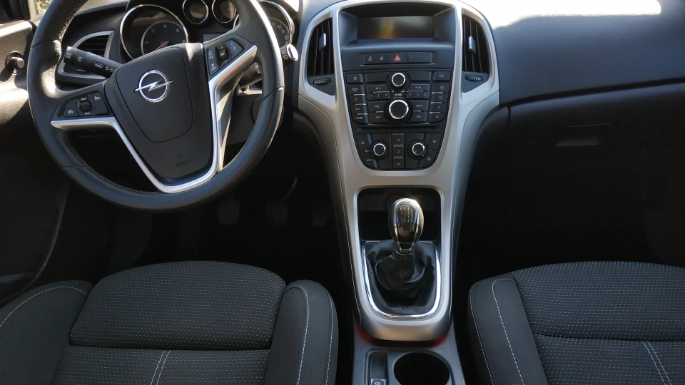 Opel Astra 1.7 (110hp)