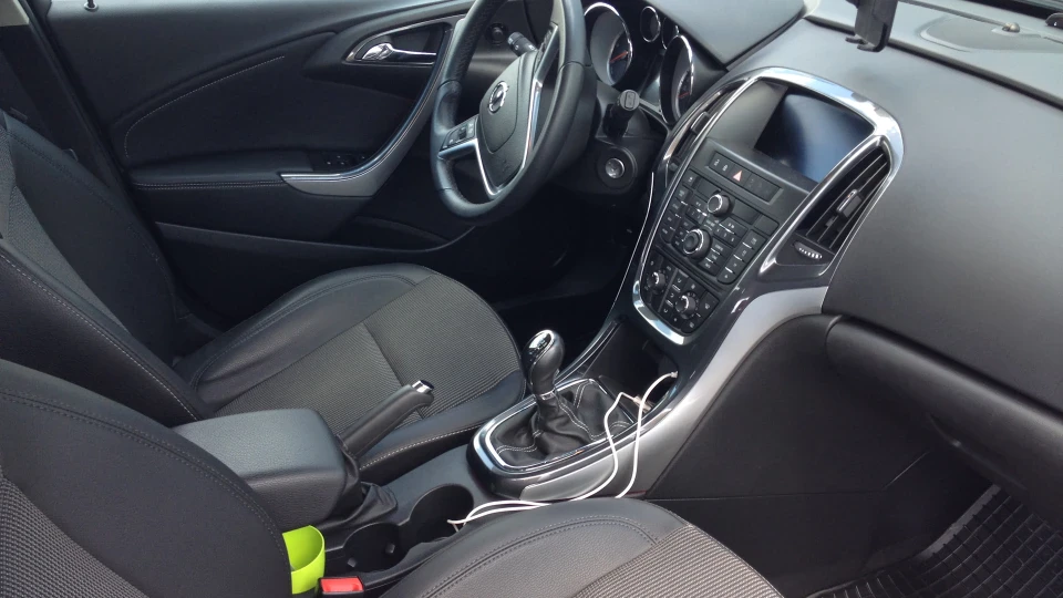Opel Astra 1.7 cdti 131hp 5