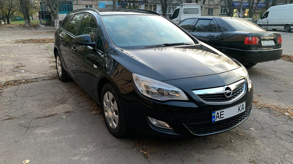 Opel Astra 1.7 cdti DTJ 3
