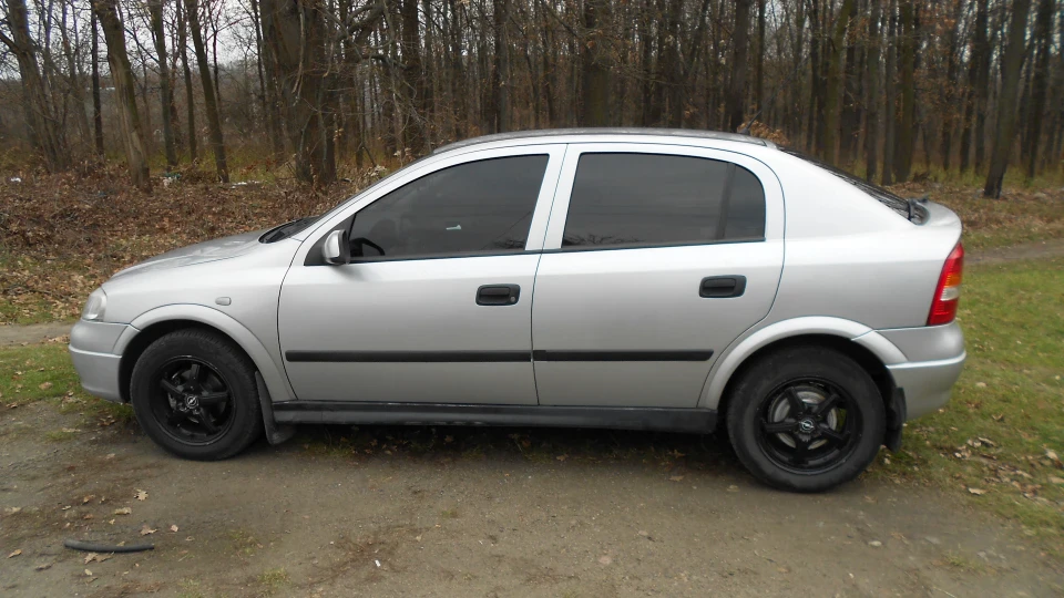 Opel Astra 1.8 125л.с 3