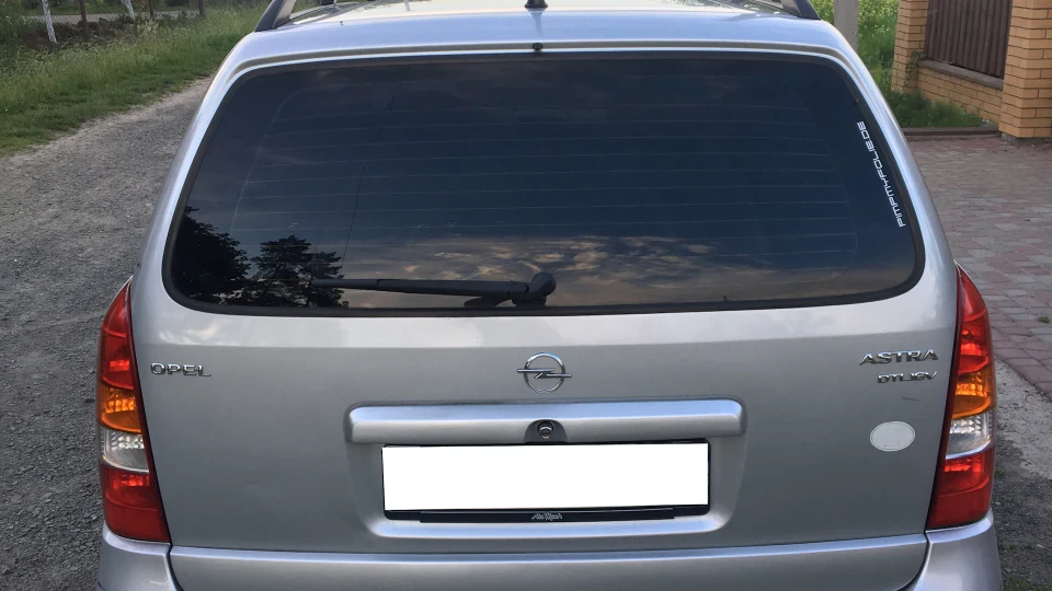 Opel Astra 2.0 DTI 2