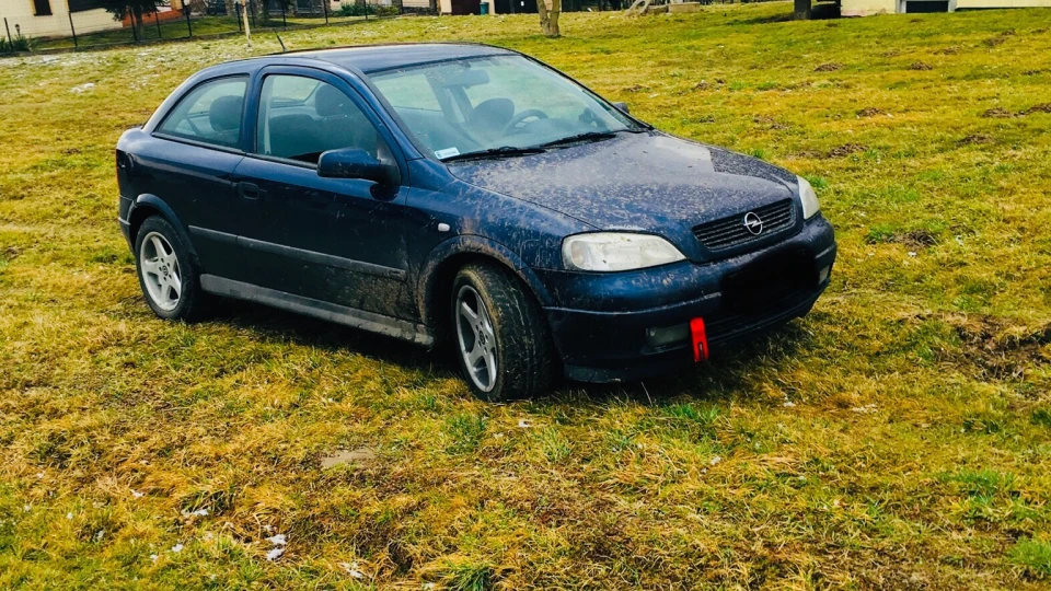 Opel Astra 2.0 Turbo 4