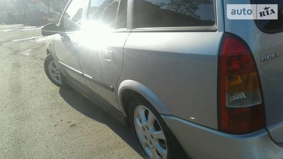 Opel Astra 2.0DTI універсал 3