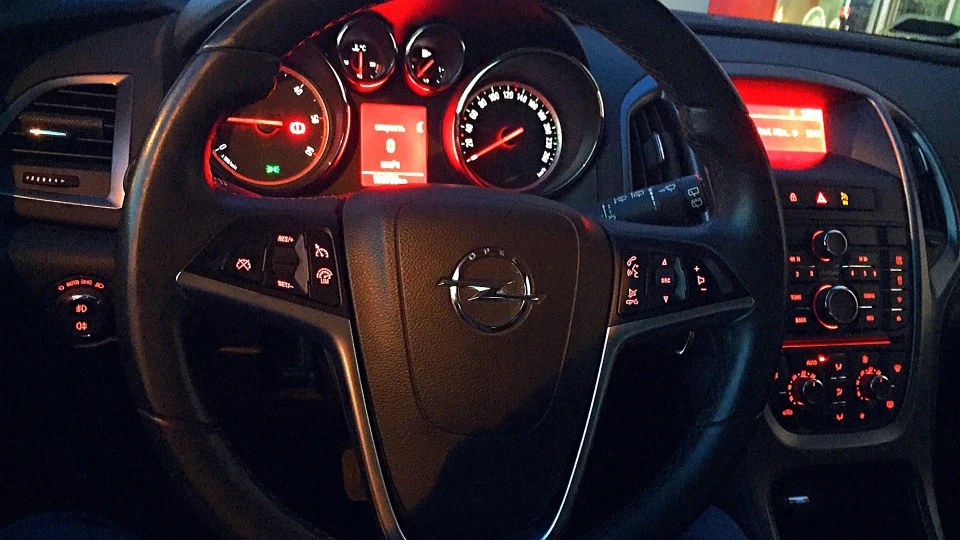 Opel Astra 🥎 Active 4