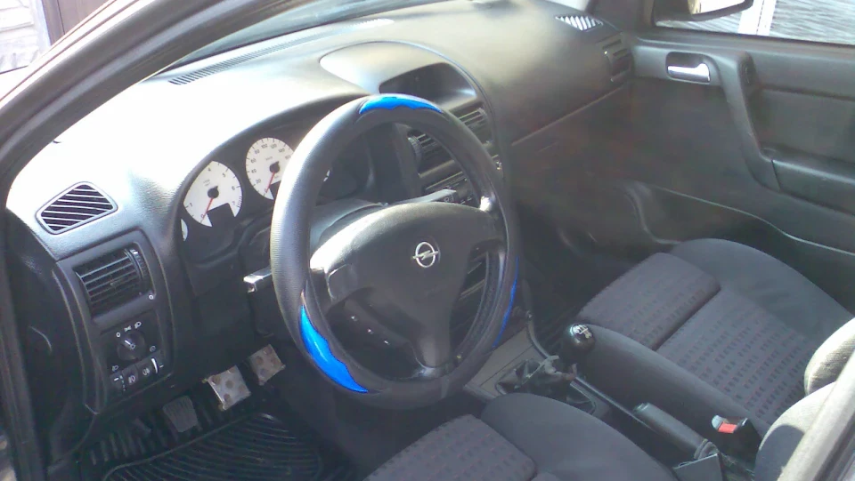 Opel Astra ASTROCHKA 1.6 16V 3