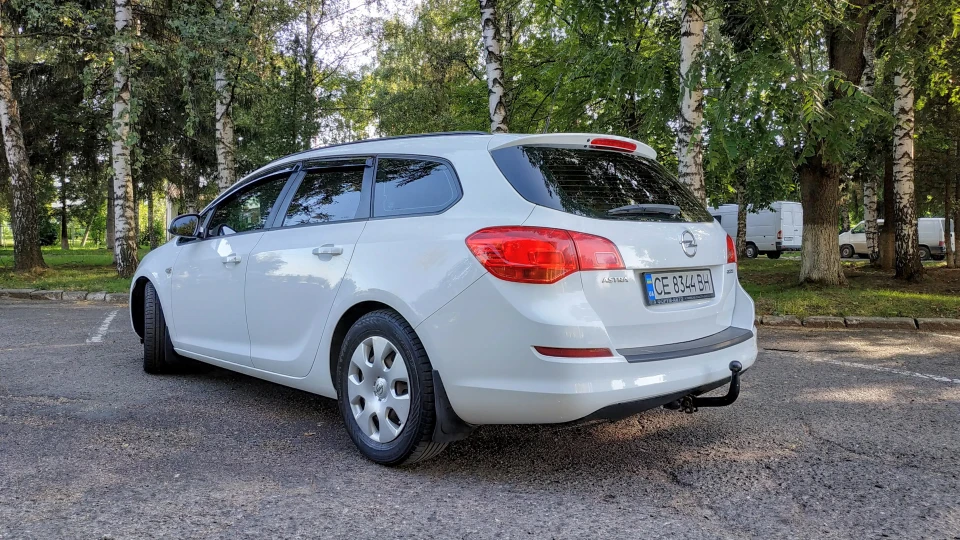 Opel Astra Білий Білий 2