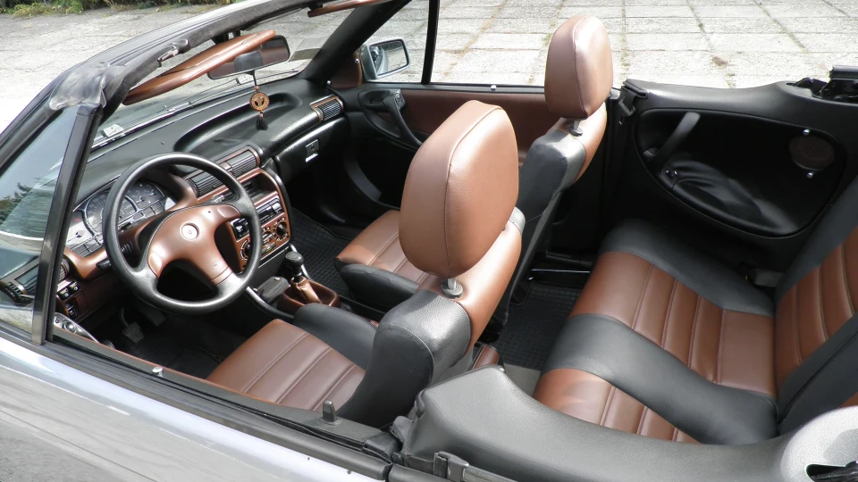 Opel Astra Cabrio Bertone 2.0 5