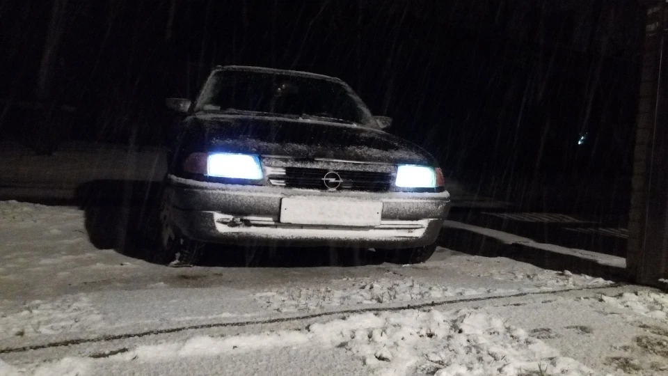 Opel Astra California