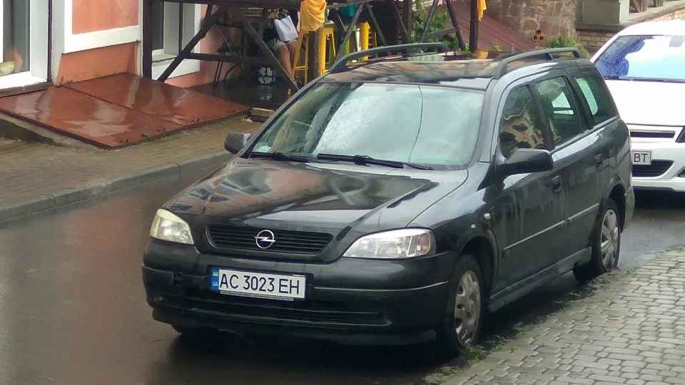 Opel Astra Caravan 1.7 DTi 2000edit 5