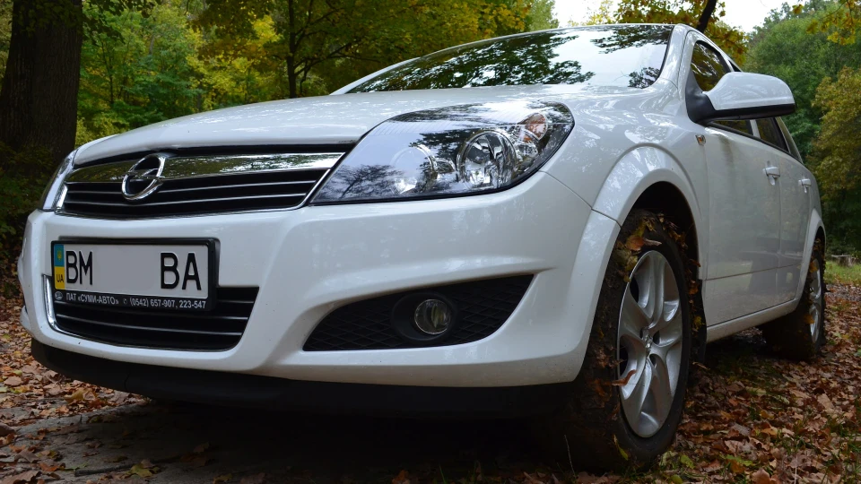 Opel Astra caravan 4